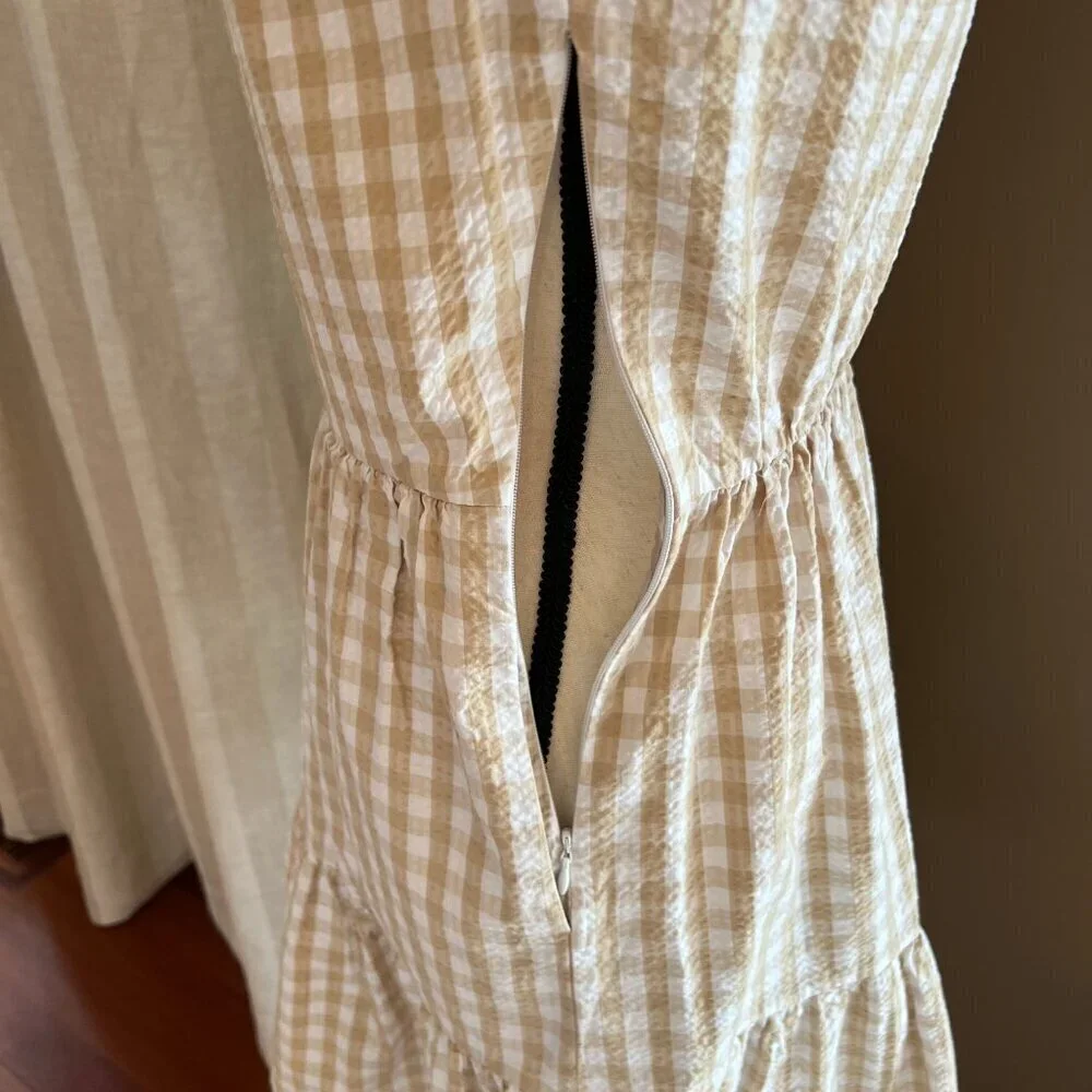 NWT J. Crew Seersucker Ruffleneck tiered mini dress, Sumner, Tan & White, Size 2